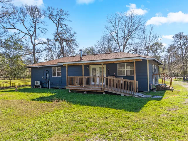 $2,000 | 5519 Kincer Road, Damon, TX 77430