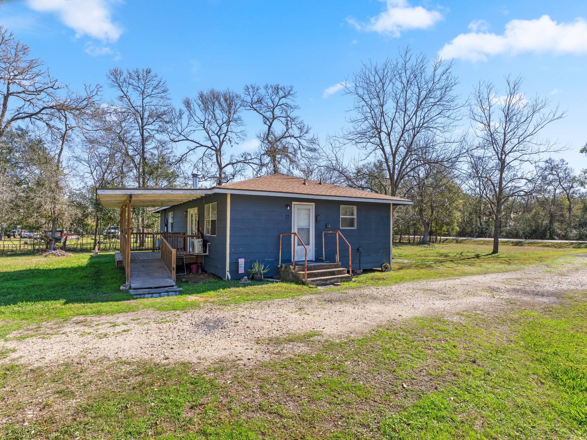 5519 Kincer Road Damon, TX 77430 - Photo 30 of 42