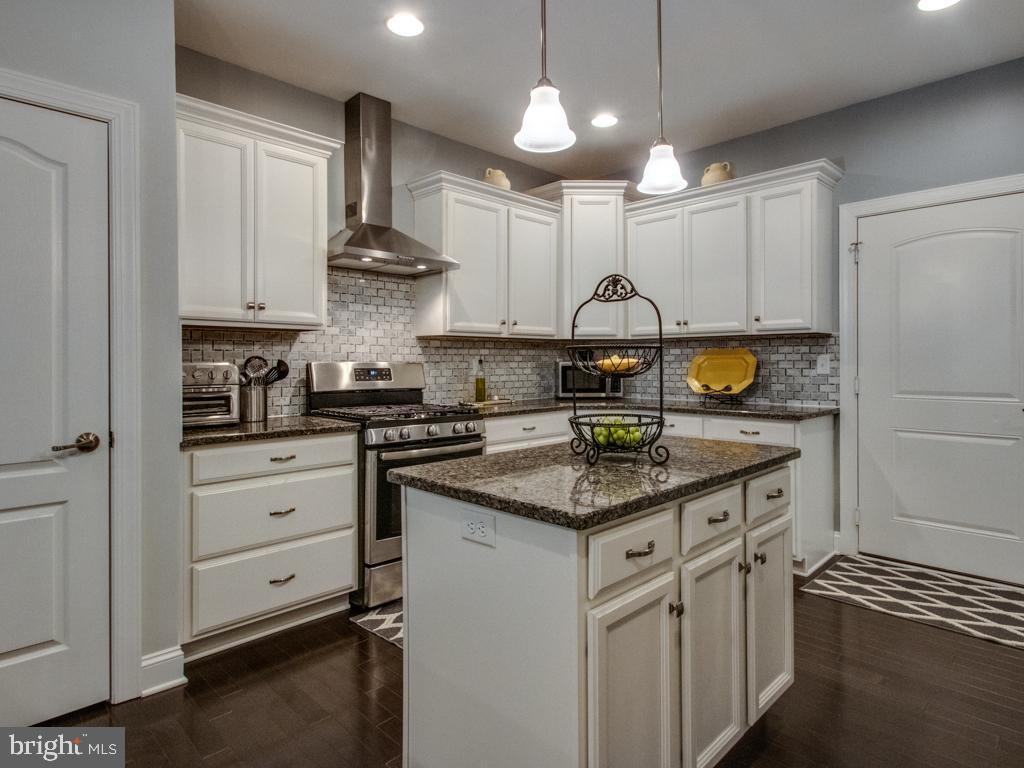 18161 Emerson Way Georgetown, DE 19947 - Photo 5 of 36