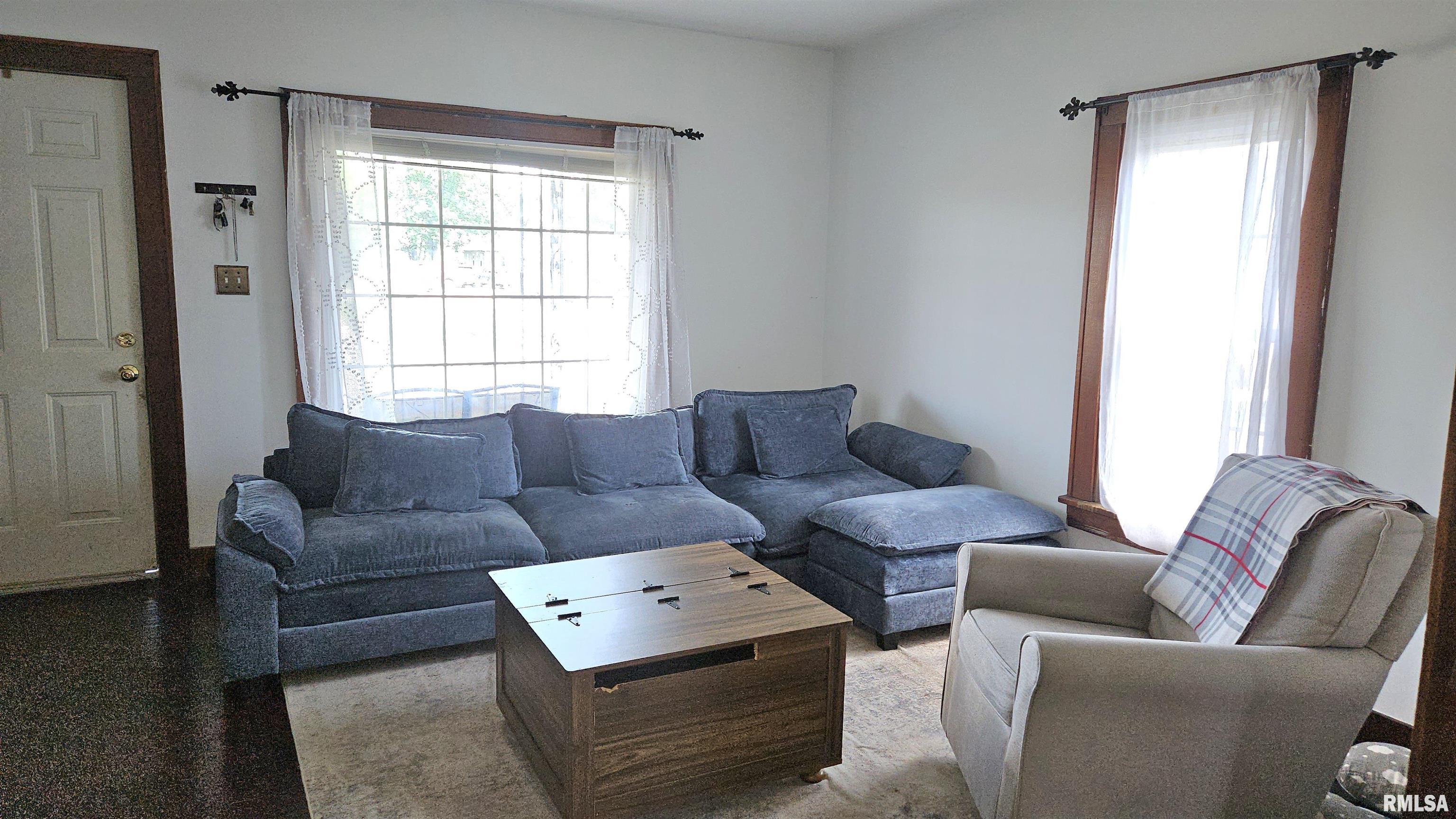 1790 East Chestnut Street Canton, IL 61520 - Photo 6 of 16