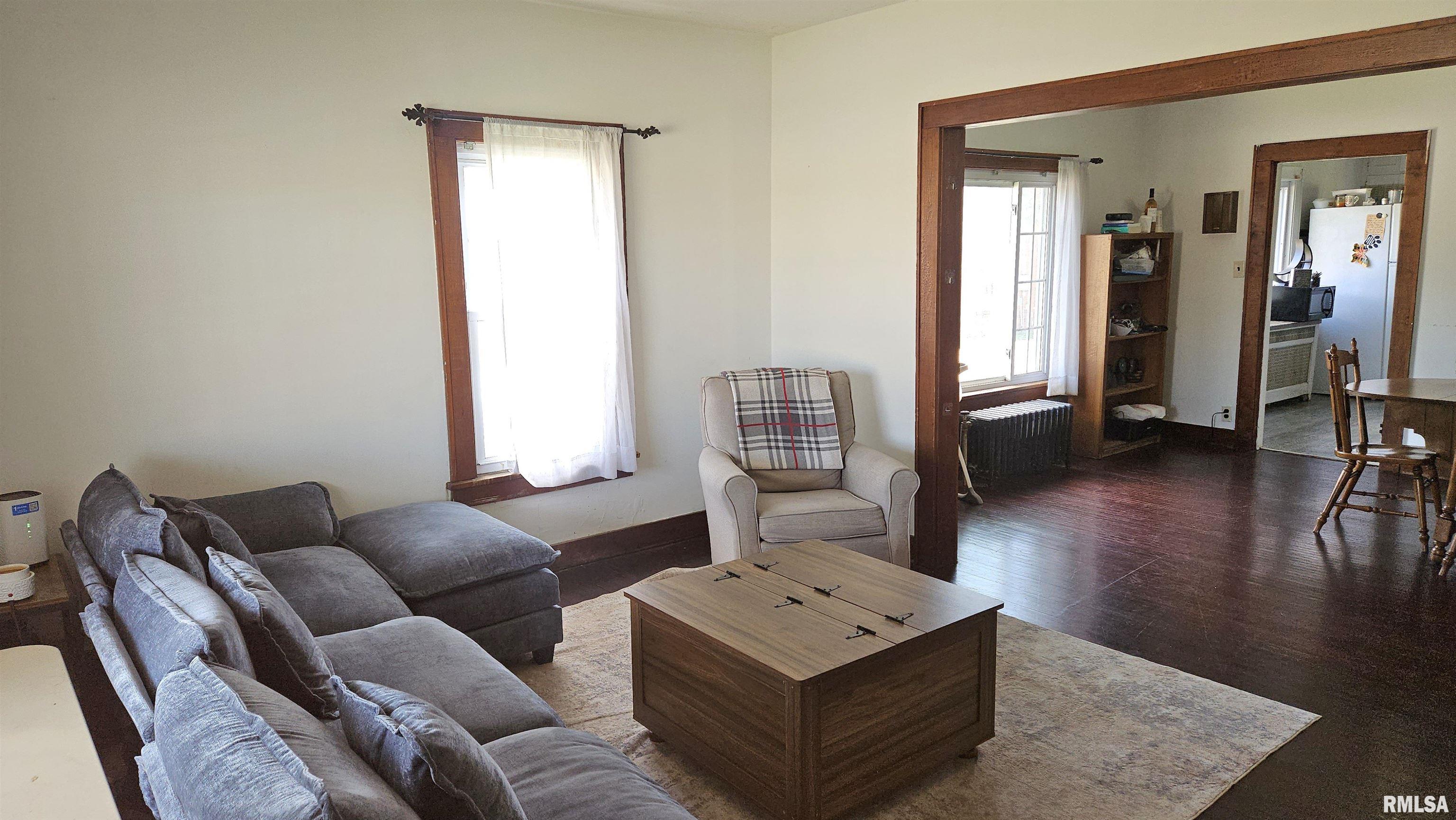 1790 East Chestnut Street Canton, IL 61520 - Photo 8 of 16