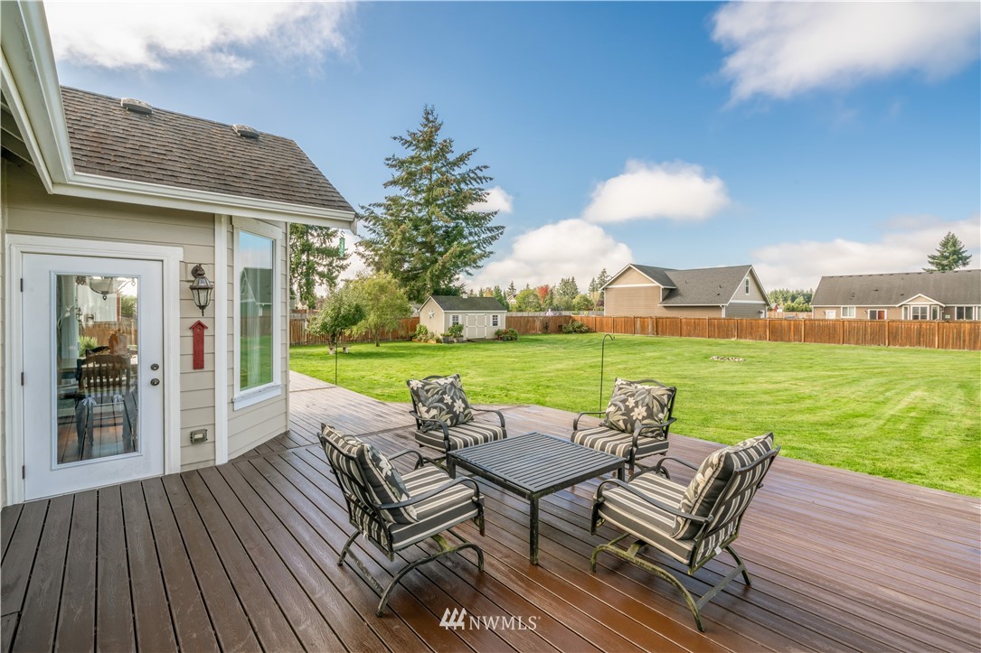 17905 Irwin Street Southwest Rochester, WA 98579 - Photo 8 of 33