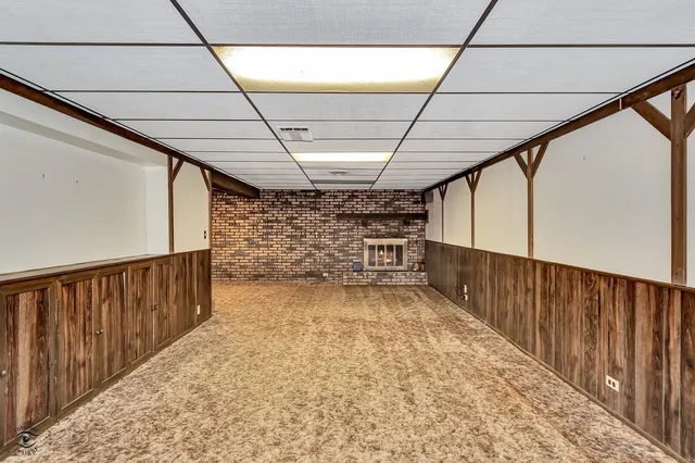 a view of a house with an entryway