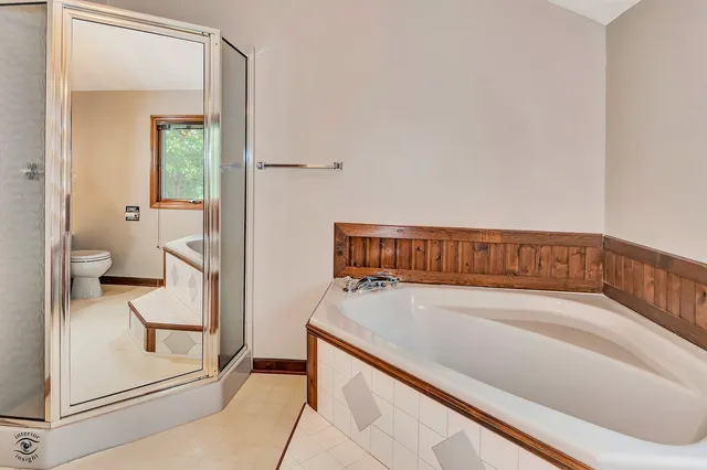 a view of a window in a room