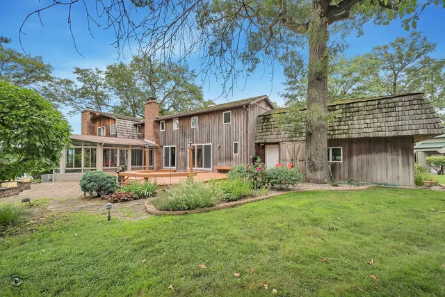 $499,000 | 864 Ash Drive, St. Anne, IL 60964