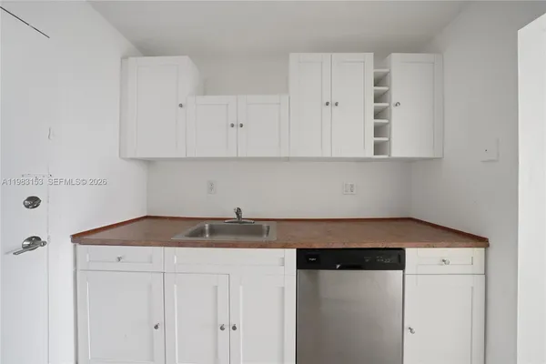 $2,600 | 2000 Northeast 135th Street, Unit 1010, North Miami, FL 33181