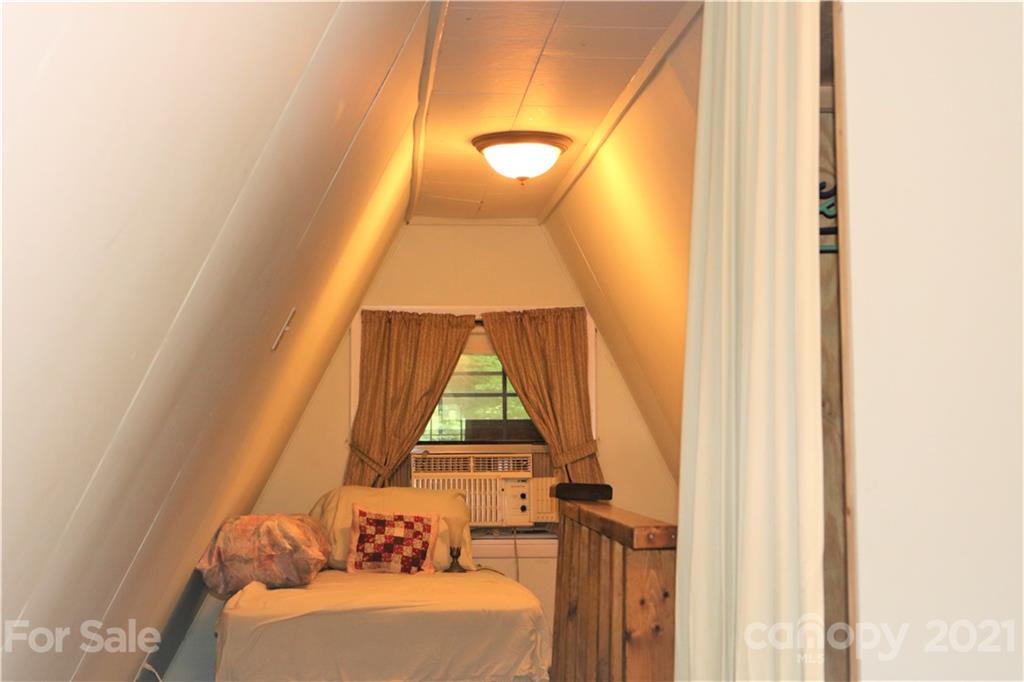 72 Jaffe Road Rosman, NC 28772 - Photo 22 of 28 Gallery Image 22