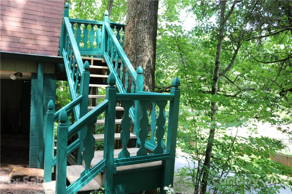 72 Jaffe Road Rosman, NC 28772 - Photo 6 of 28 Gallery Image 6