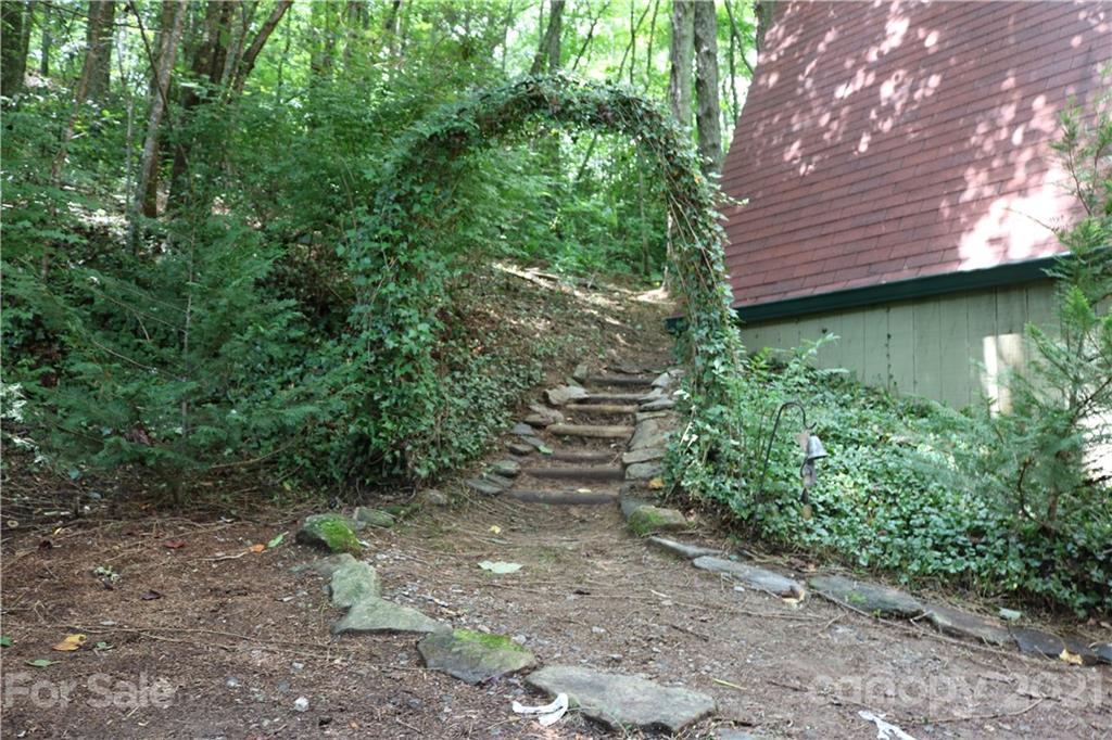 72 Jaffe Road Rosman, NC 28772 - Photo 8 of 28 Gallery Image 8