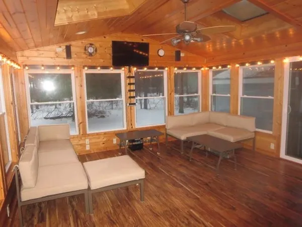 $147,000 | W10508 North Zak Lane, Crivitz, WI 54114