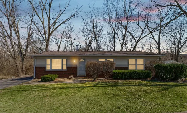 $130,000 | 646 North Cove Court, Decatur, IL 62521