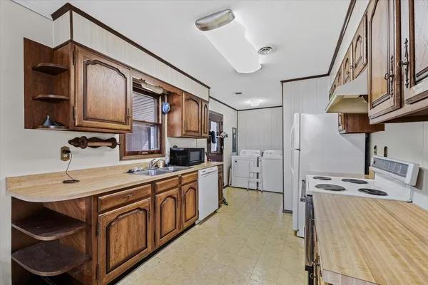 $130,000 | 646 North Cove Court, Decatur, IL 62521