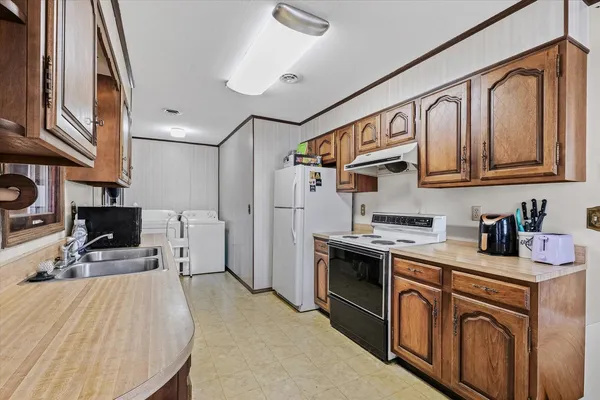 $130,000 | 646 North Cove Court, Decatur, IL 62521