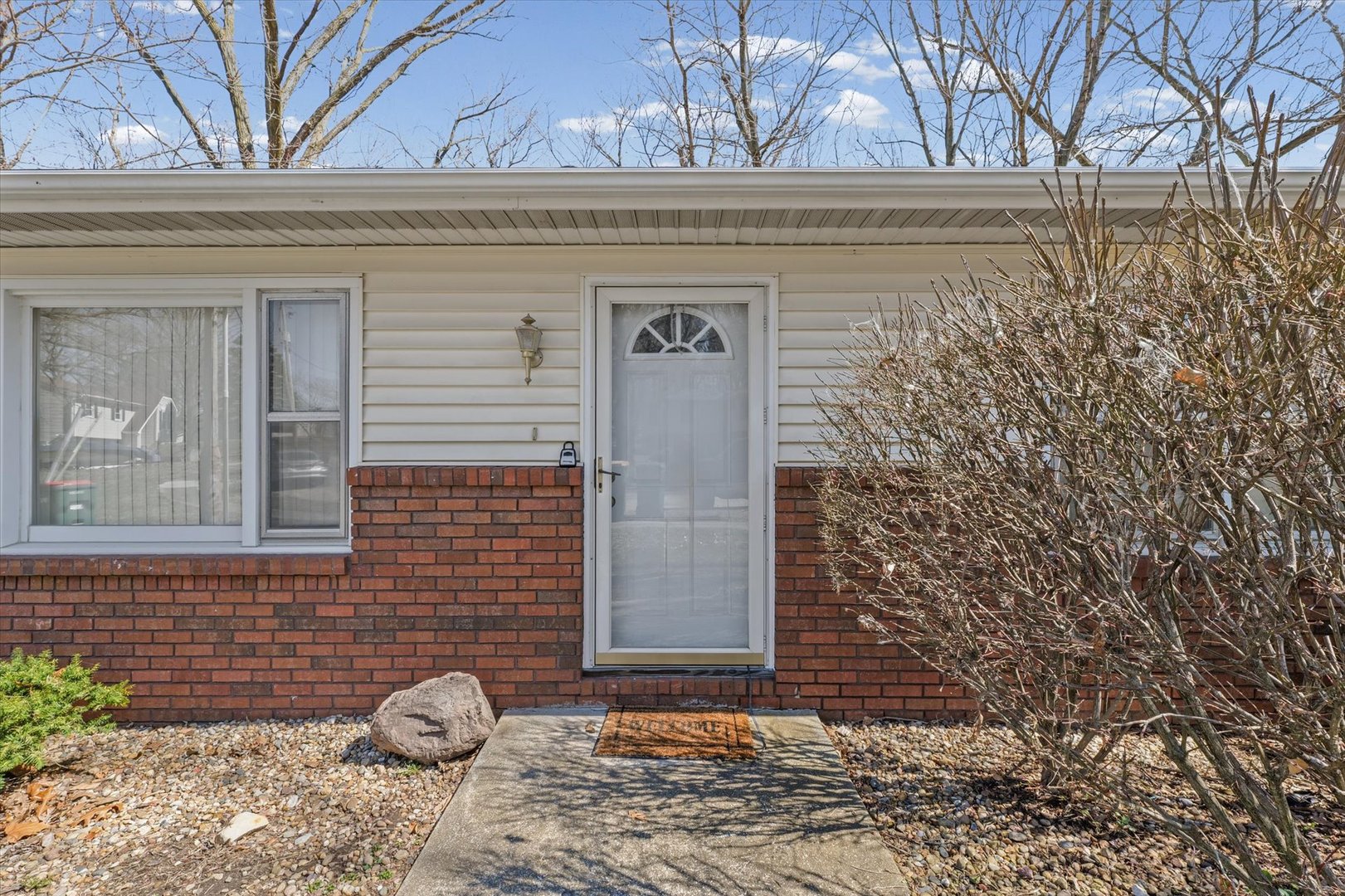 646 North Cove Court Decatur, IL 62521 - Photo 5 of 33