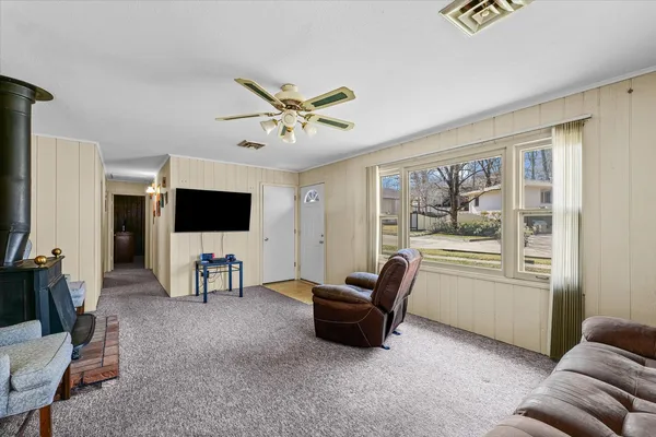 $130,000 | 646 North Cove Court, Decatur, IL 62521