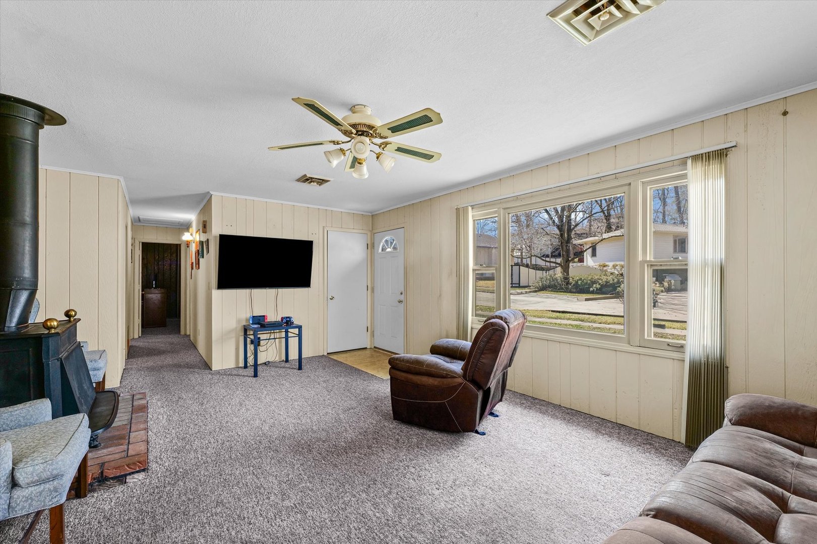 646 North Cove Court Decatur, IL 62521 - Photo 10 of 33