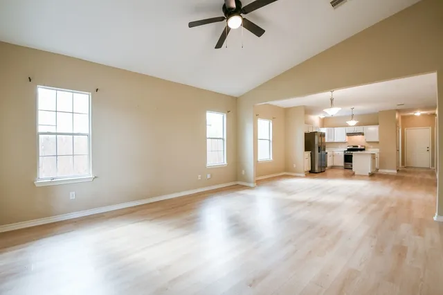 $1,700 | 7024 Eastwood Street, Houston, TX 77021