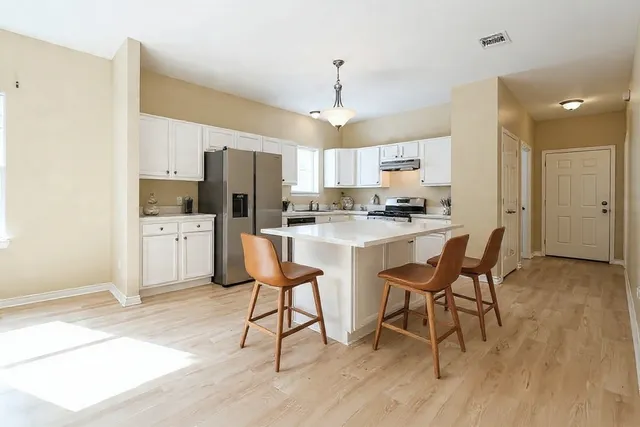 $1,700 | 7024 Eastwood Street, Houston, TX 77021