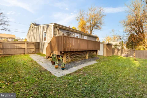 a view of backyard with a table and chair