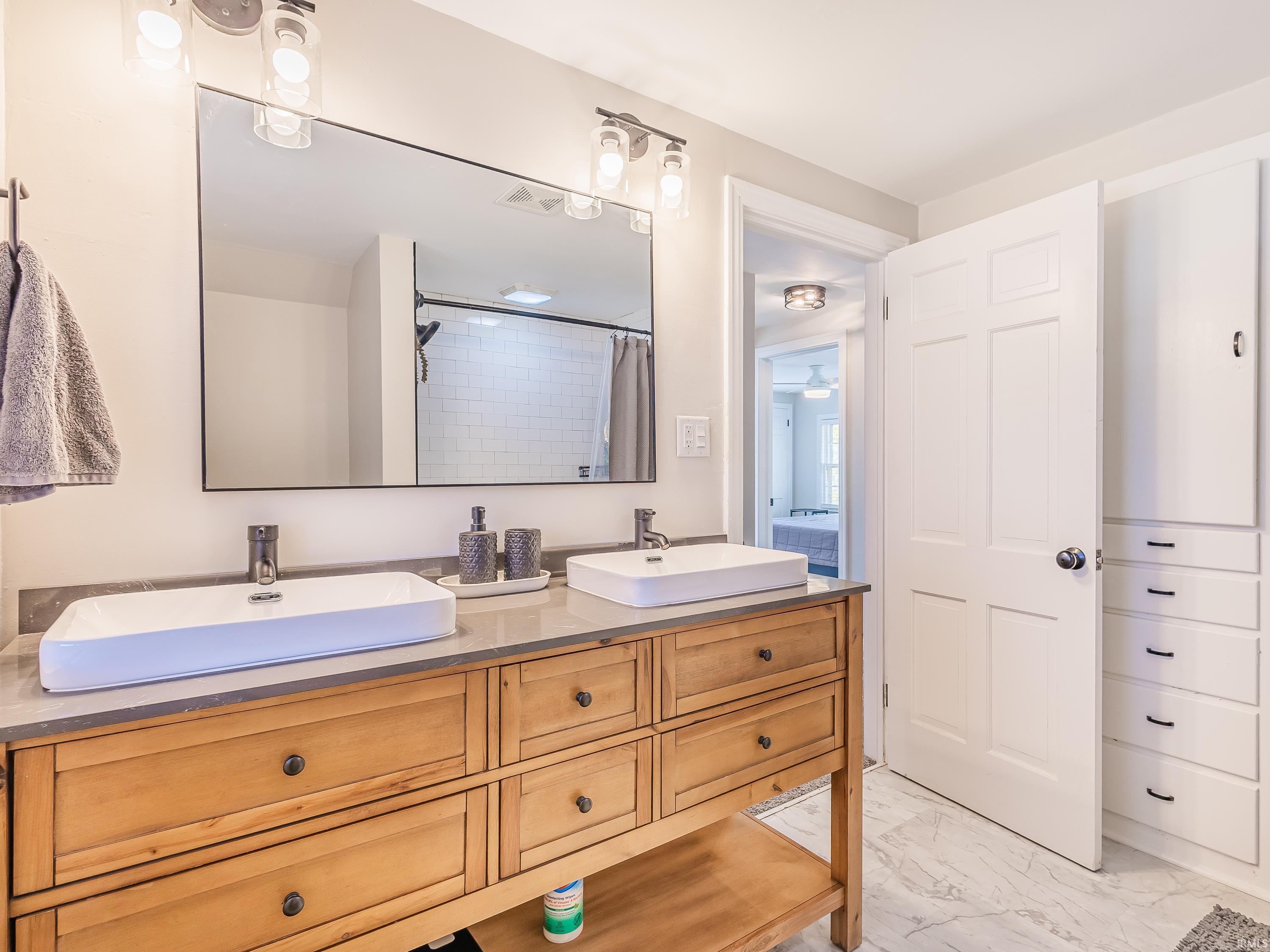 933 East Rudisill Boulevard Fort Wayne, IN 46806 - Photo 12 of 22