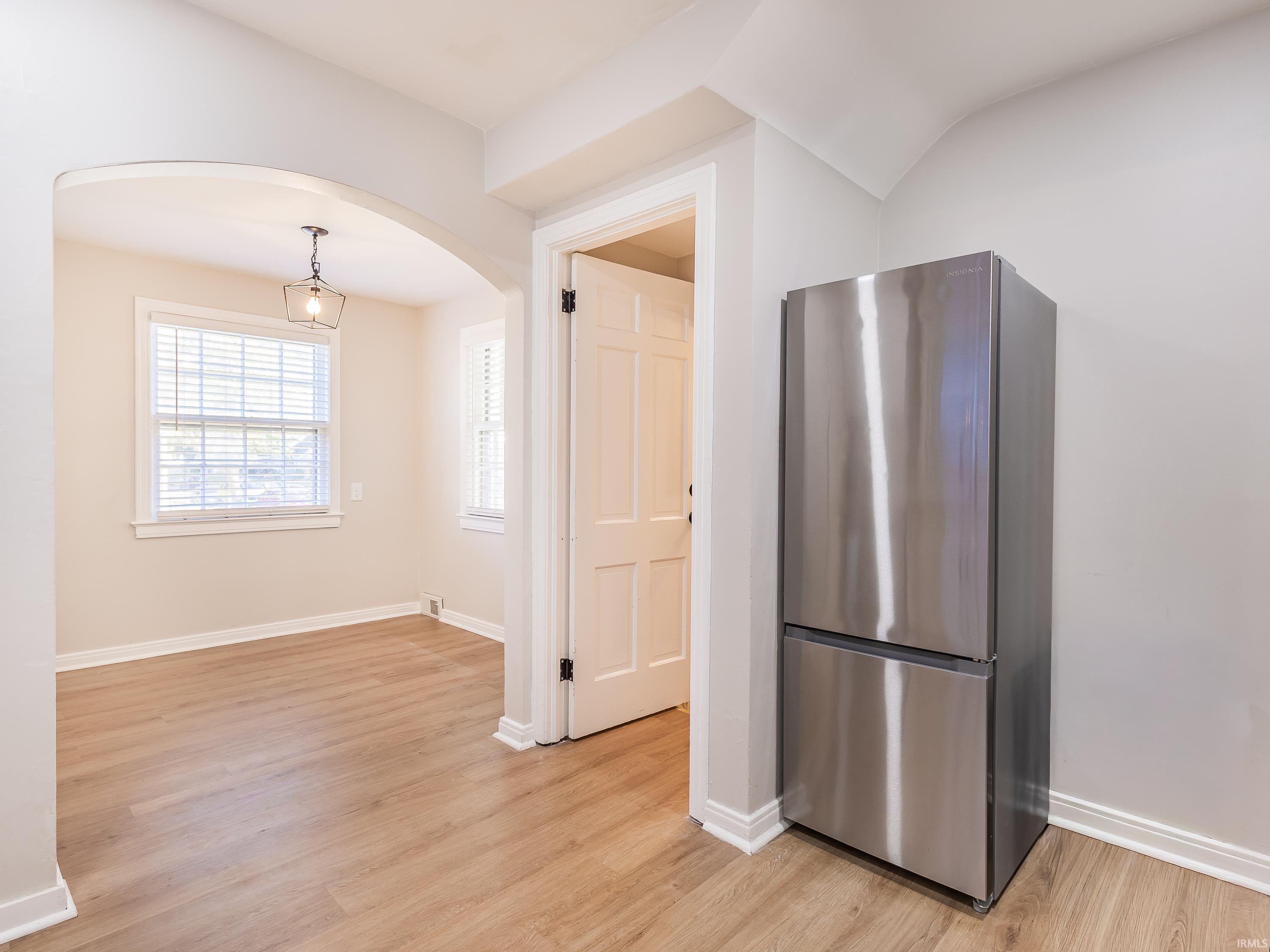 933 East Rudisill Boulevard Fort Wayne, IN 46806 - Photo 10 of 22