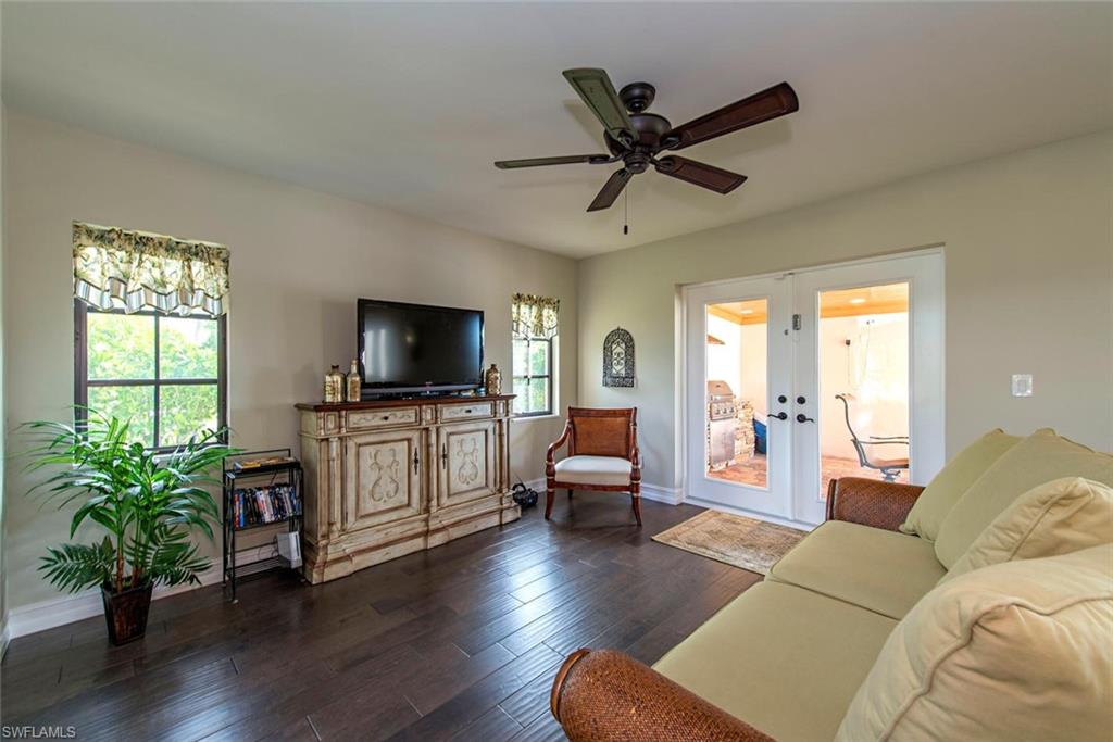 496 Flamingo Avenue Naples, FL 34108 - Photo 3 of 15