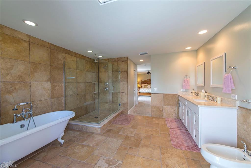 496 Flamingo Avenue Naples, FL 34108 - Photo 8 of 15