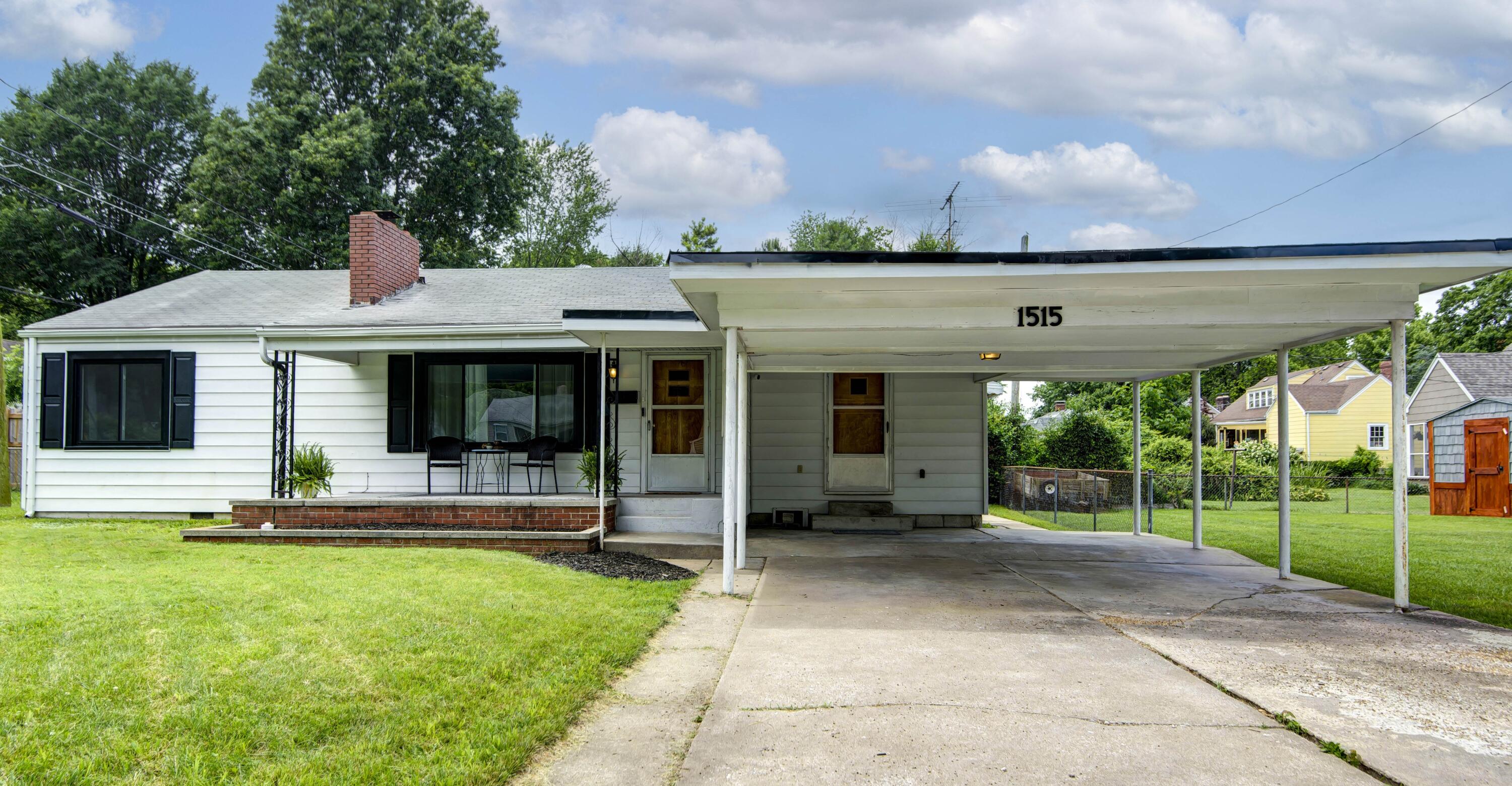 1515 South Kickapoo Avenue Springfield, MO 65804 - Photo 1 of 1 Welcome Home!