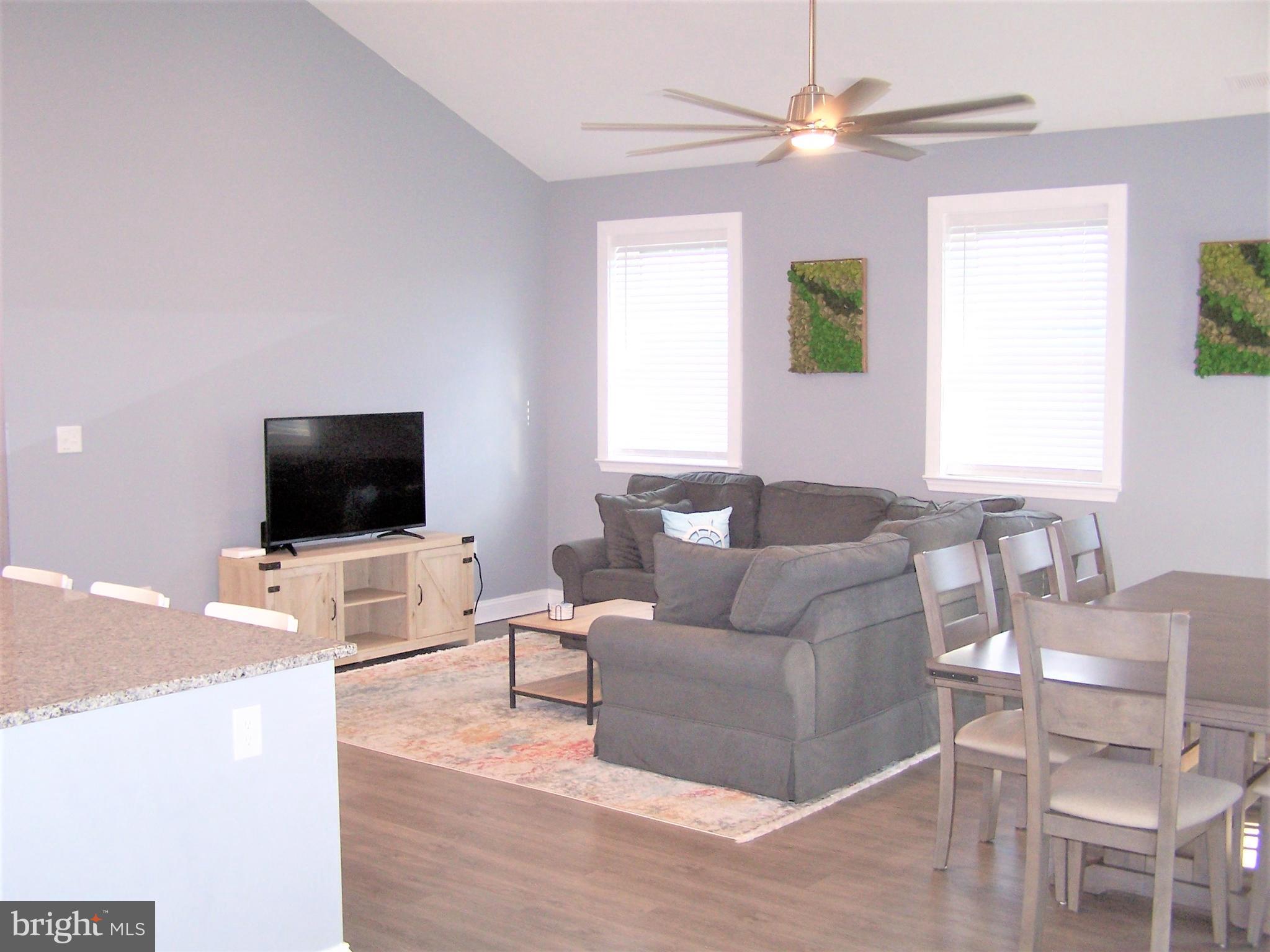 126 Clamshell Road Ocean City, MD 21842 - Photo 9 of 61 Living Area