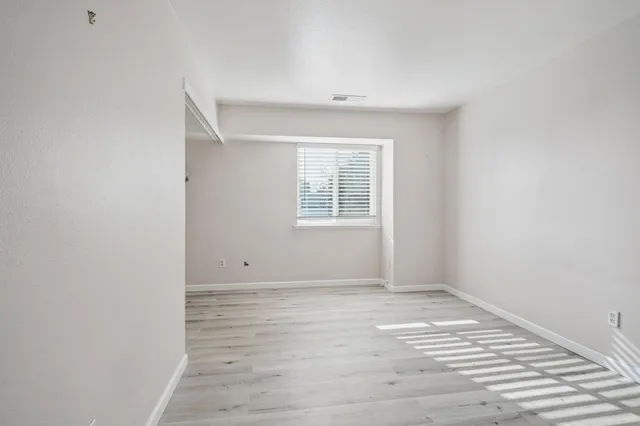 $2,395 | 5205 Foothill Boulevard, Unit 10, Oakland, CA 94601