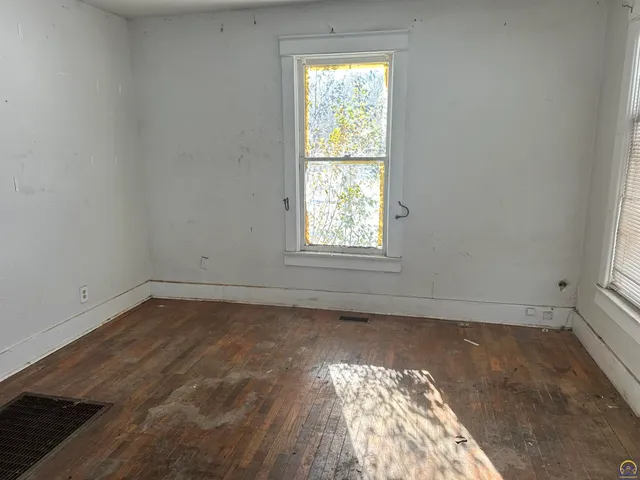 $55,000 | 1231 North Harrison Street, Auburn, KS 66402