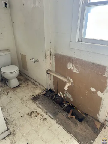 $55,000 | 1231 North Harrison Street, Auburn, KS 66402