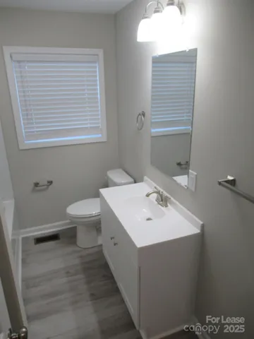 $1,250 | 1761 River Road, Lincolnton, NC 28092