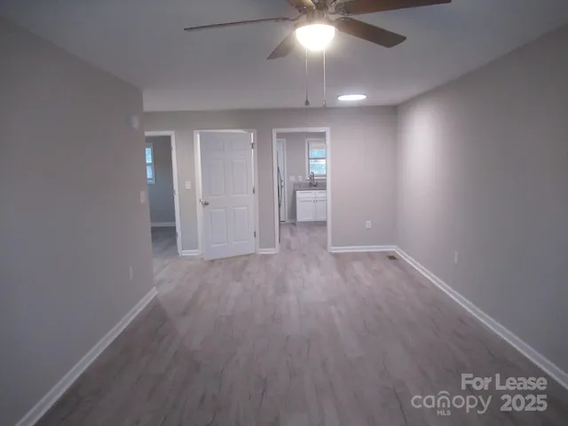 $1,250 | 1761 River Road, Lincolnton, NC 28092