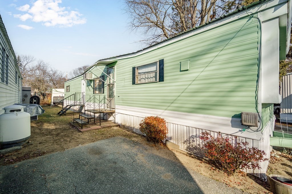 1760 Westover Road, Unit 60 Chicopee, MA 01020 - Photo 3 of 24 Gallery Image 3