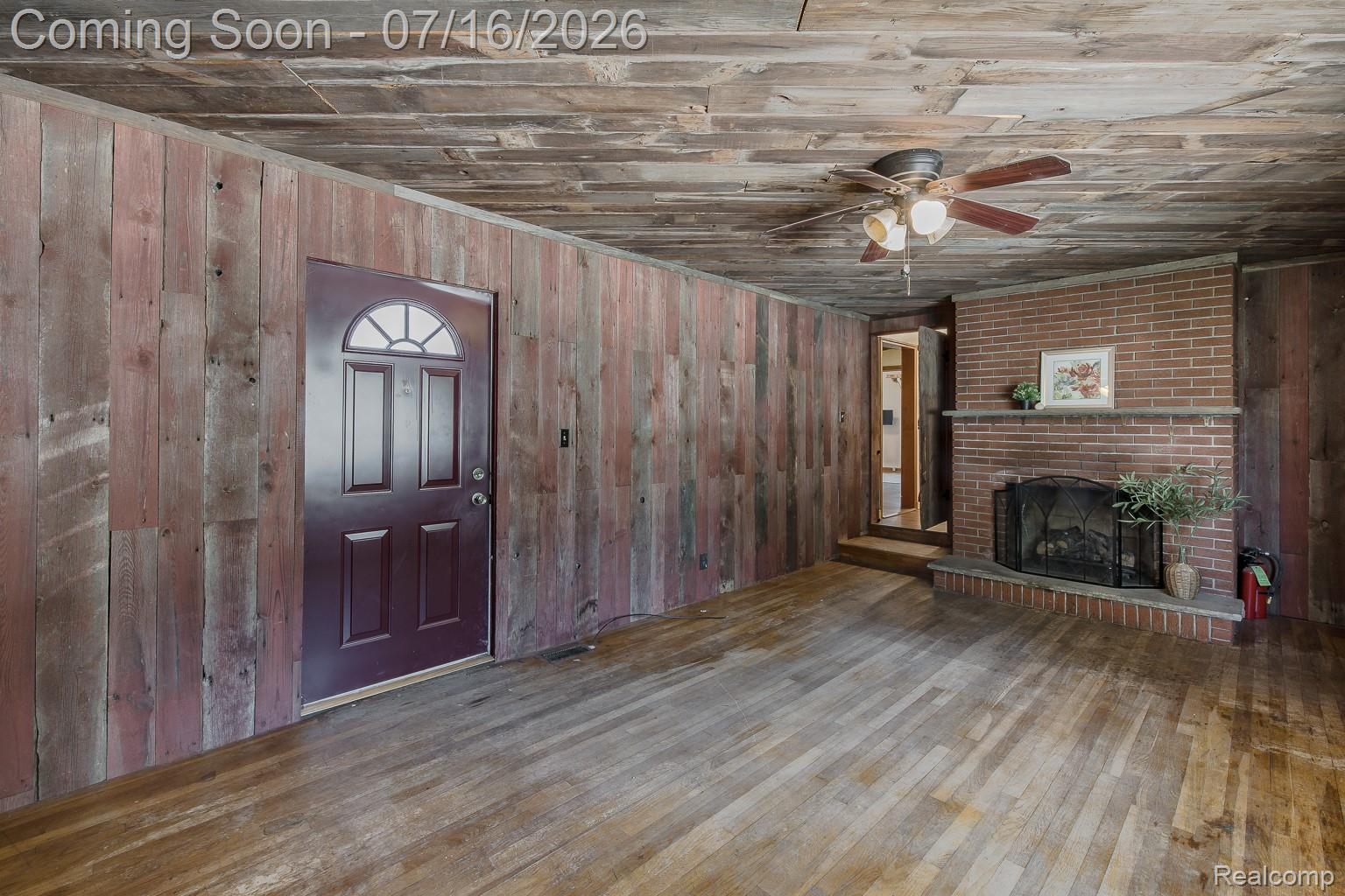43995 Bemis Road Belleville, MI 48111 - Photo 23 of 67 Family room
