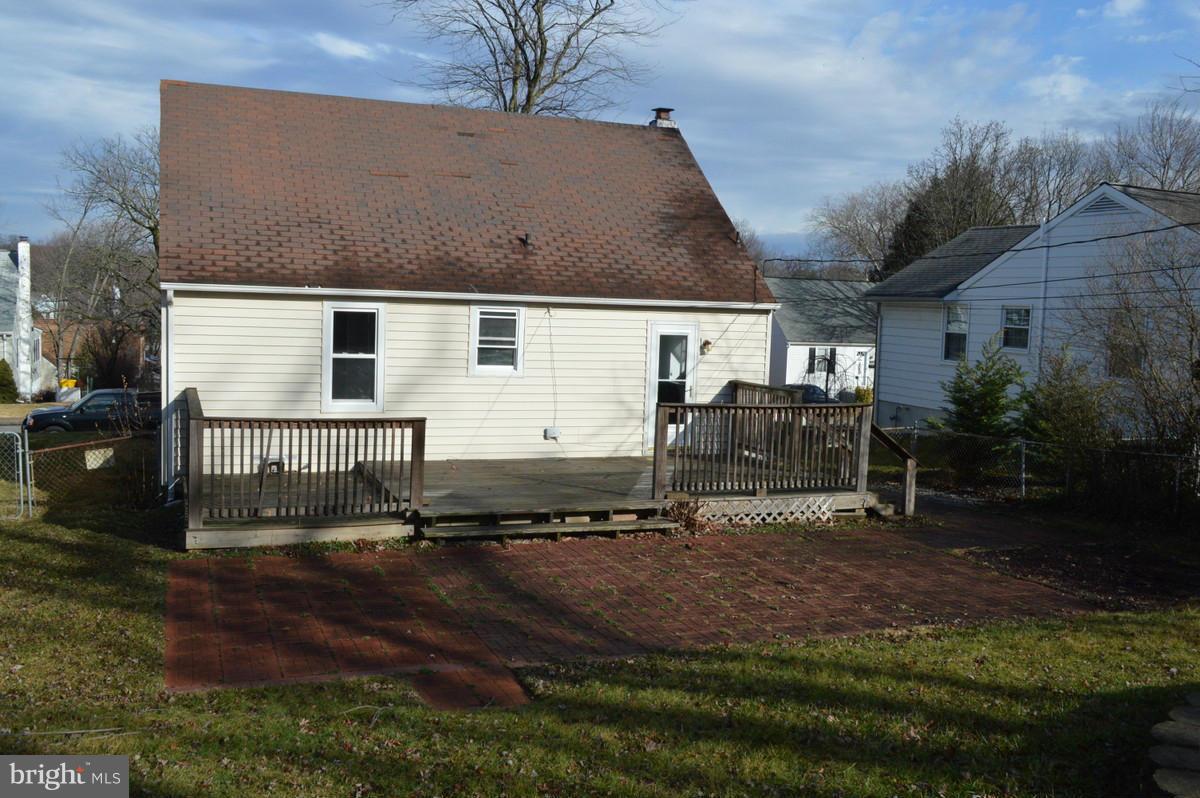 519 Shipley Road Linthicum Heights, MD 21090 - Photo 11 of 12 Exterior (Rear)