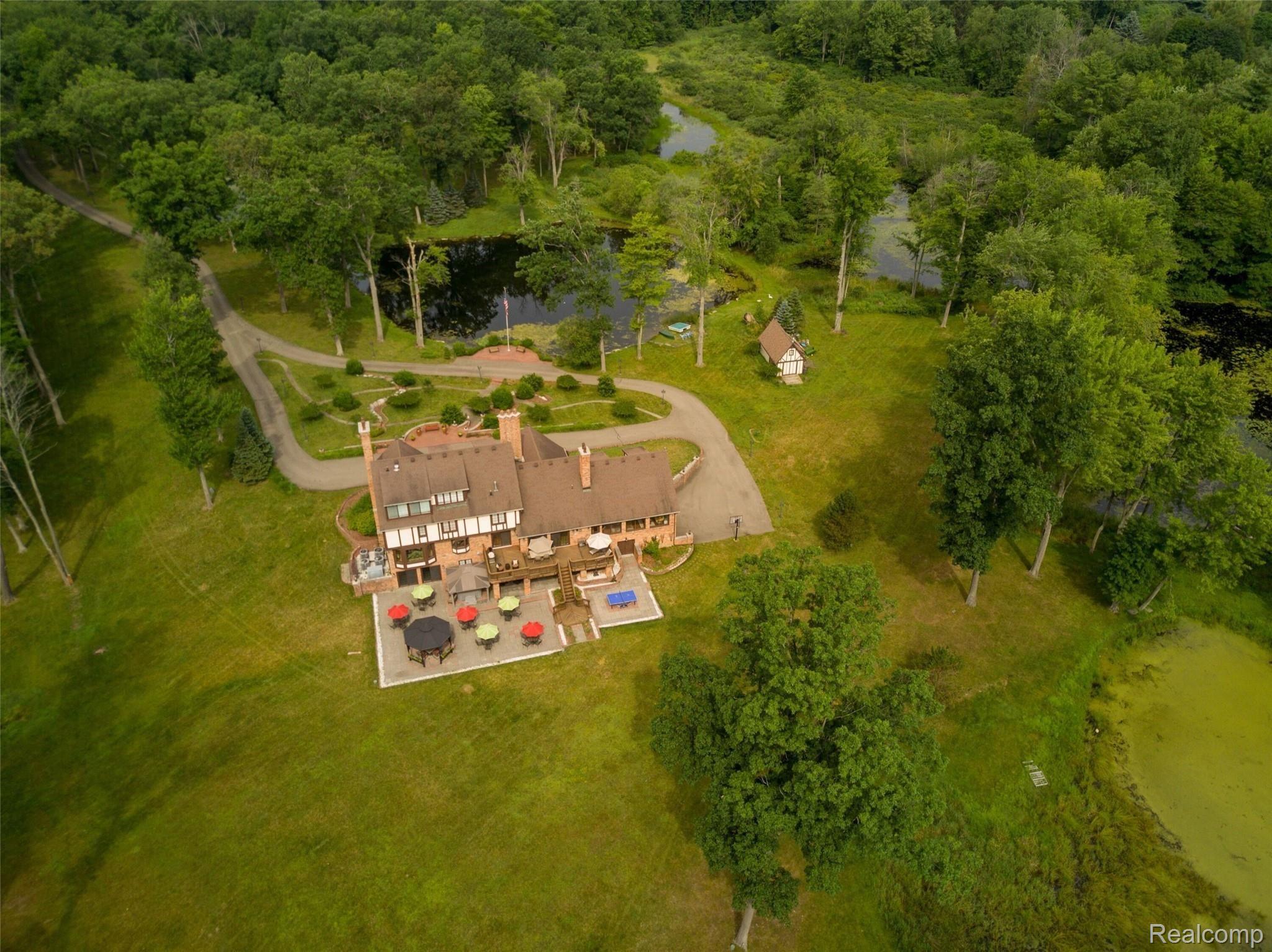 10200 Bridge Lake Road Clarkston, MI 48348 - Photo 90 of 99 Bridge Lake Exterior 5.jpg
