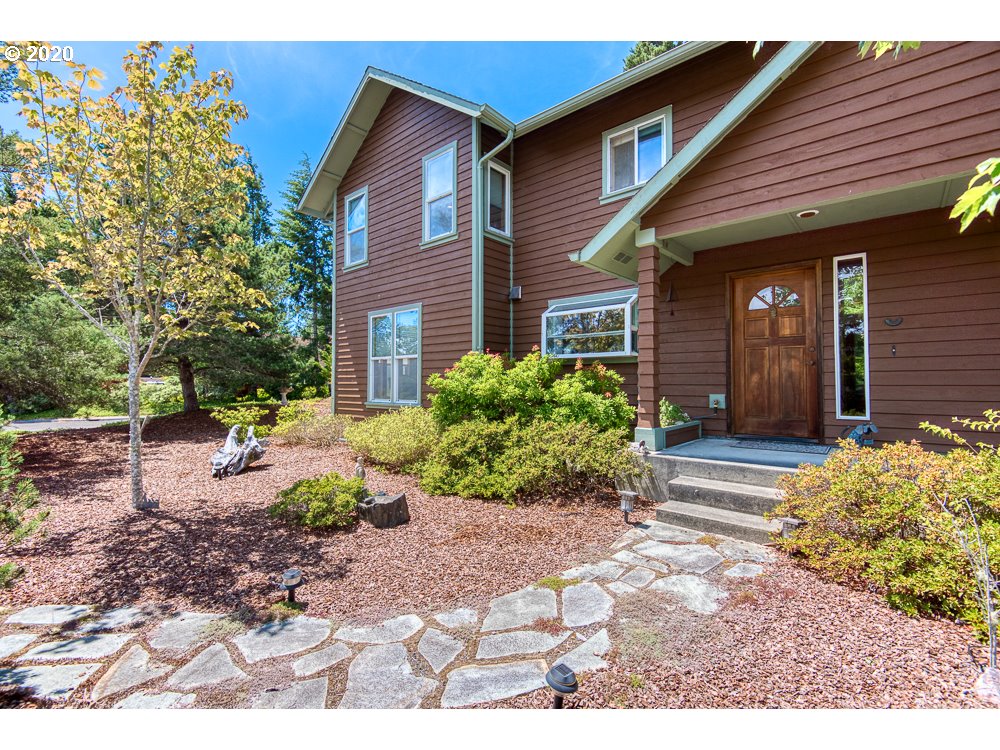 2331 Willow Loop Florence, OR 97439 - Photo 2 of 31 Gallery Image 2