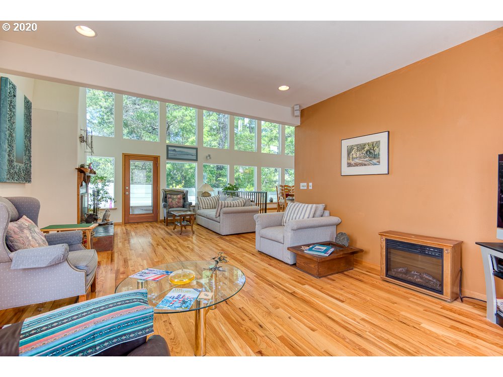 2331 Willow Loop Florence, OR 97439 - Photo 11 of 31 Gallery Image 11