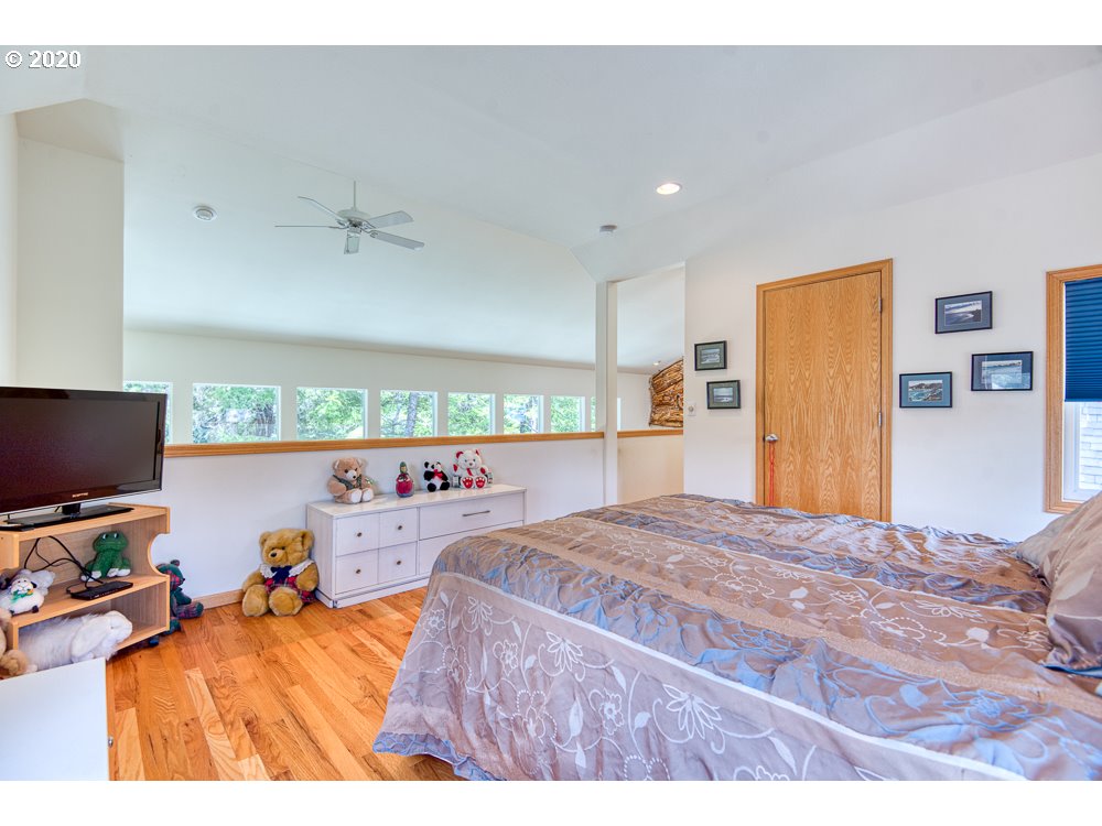 2331 Willow Loop Florence, OR 97439 - Photo 25 of 31 Gallery Image 25