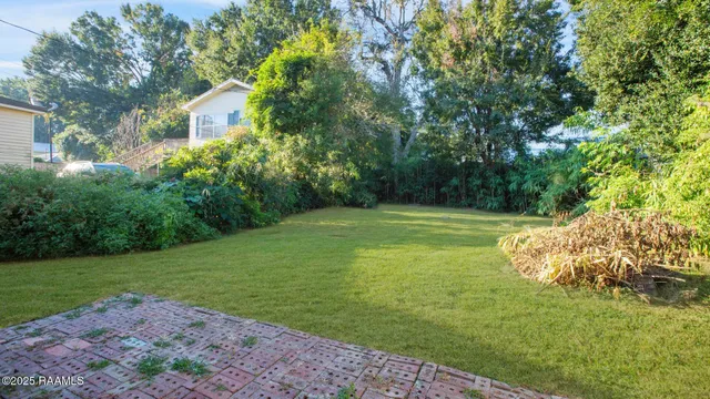 $1,200 | 310 Cleveland Street, Lafayette, LA 70501
