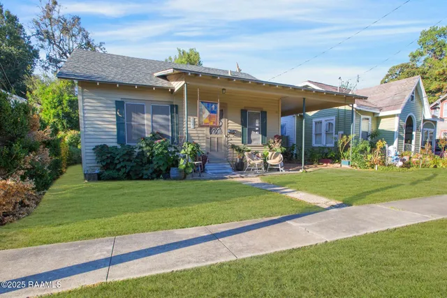 $1,200 | 310 Cleveland Street, Lafayette, LA 70501