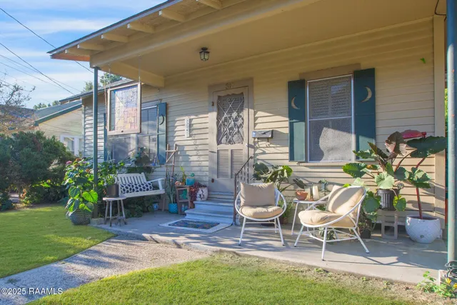 $1,200 | 310 Cleveland Street, Lafayette, LA 70501