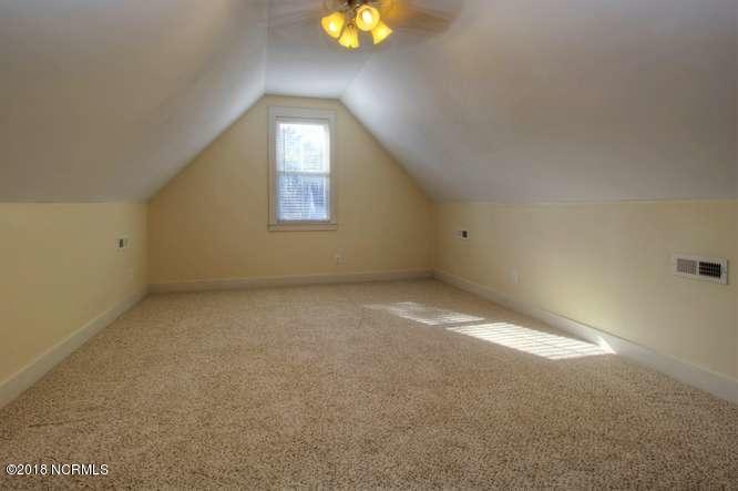 7612 Mallow Road Wilmington, NC 28411 - Photo 28 of 33 7612 Mallow Rd-small-028-18-Bonus Room-6