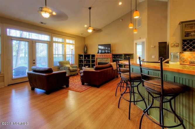 7612 Mallow Road Wilmington, NC 28411 - Photo 5 of 33 7612 Mallow Rd-small-005-16-Living Room-