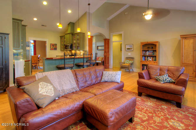 7612 Mallow Road Wilmington, NC 28411 - Photo 7 of 33 7612 Mallow Rd-small-007-4-Living Room-6