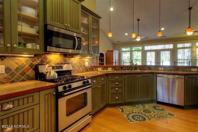 7612 Mallow Road Wilmington, NC 28411 - Photo 10 of 33 7612 Mallow Rd-small-010-28-Kitchen-666x