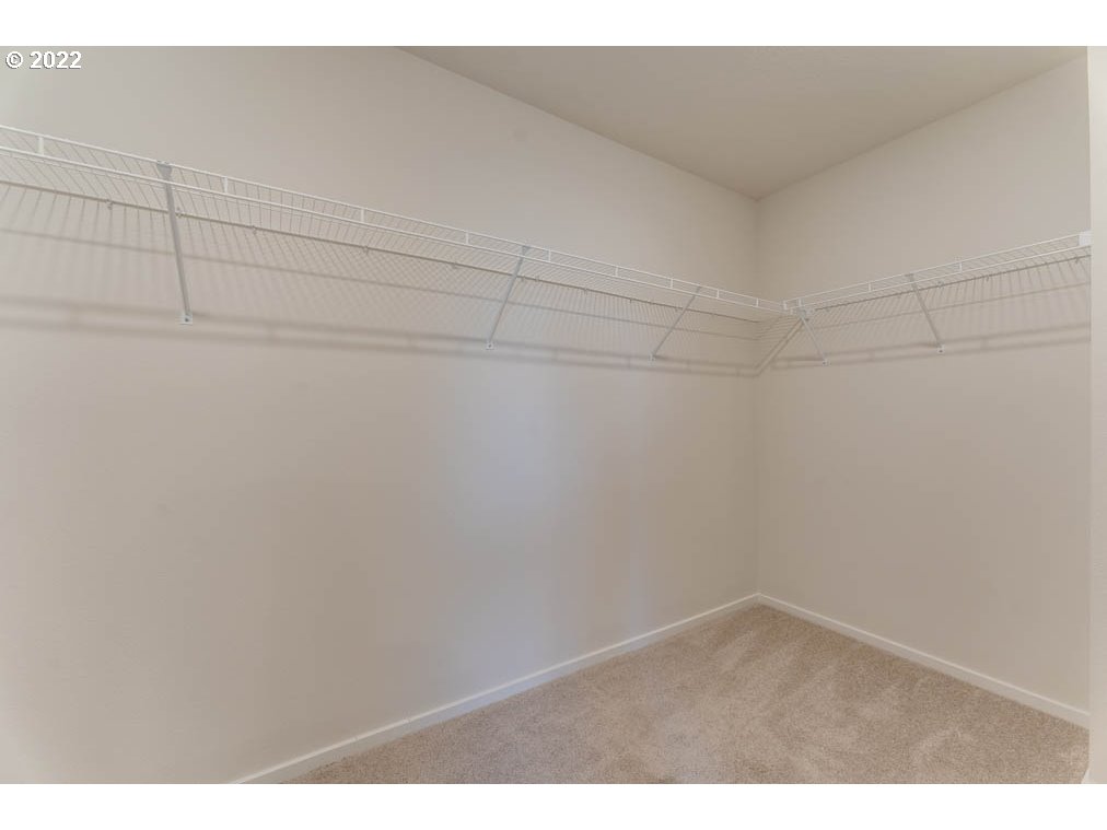 2679 26th Loop Springfield, OR 97477 - Photo 18 of 23 a view of an empty room