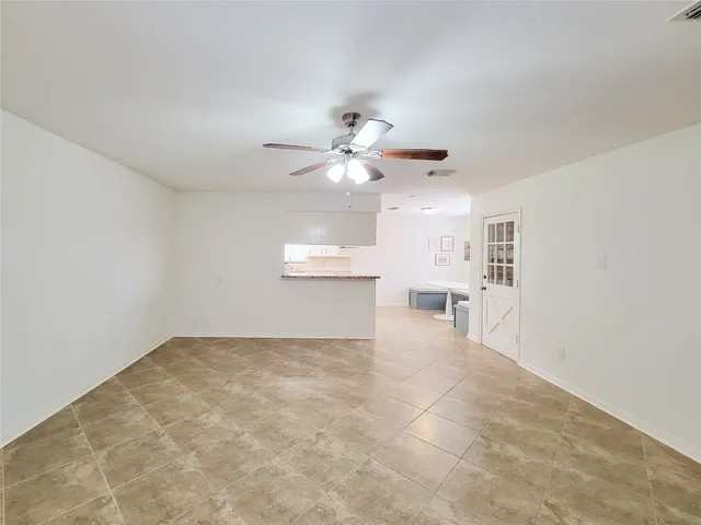 $2,100 | 2115 Forest Oaks Drive, Houston, TX 77017